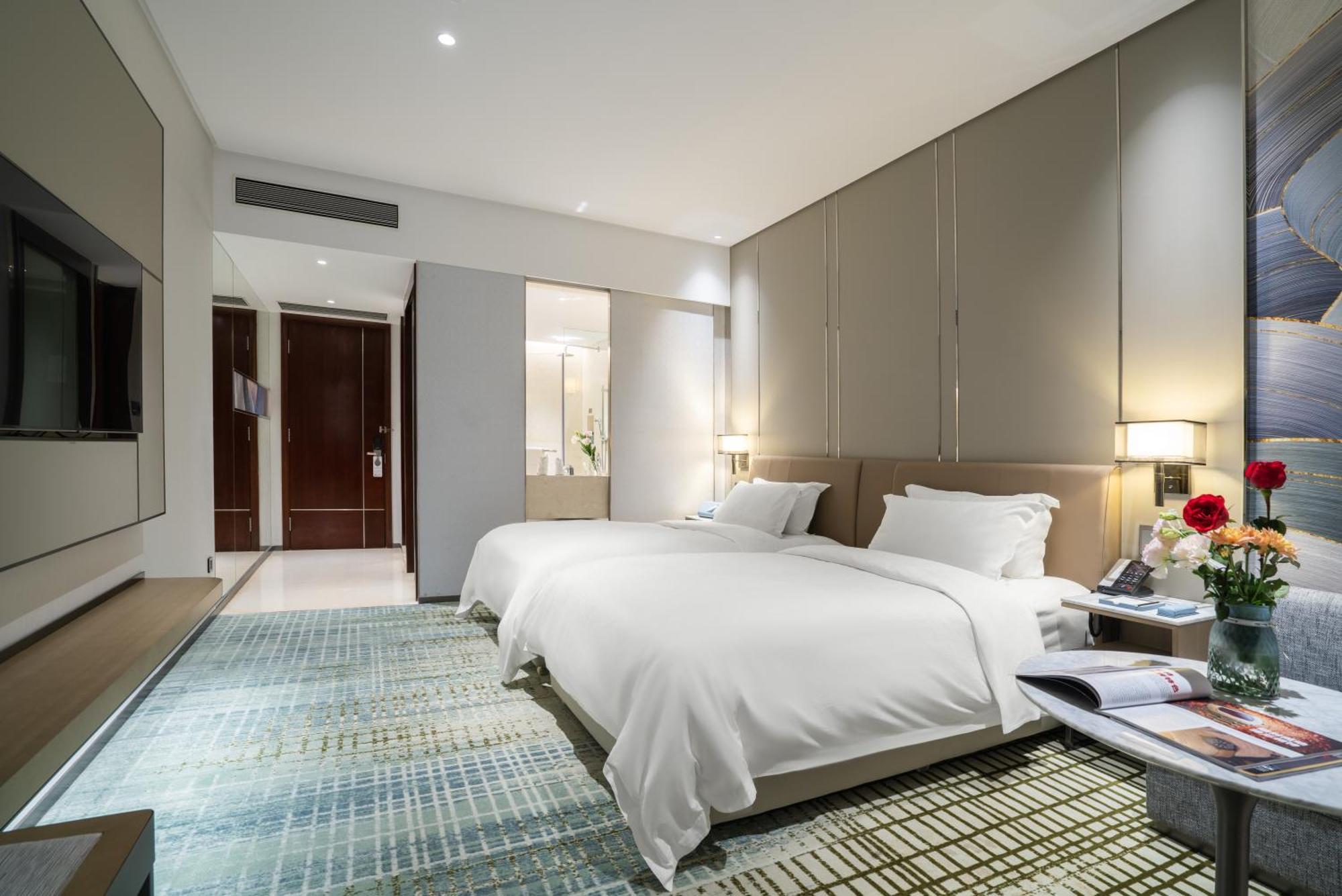 Victoria Hotel Guangzhou Zhujiang New Town Exterior photo
