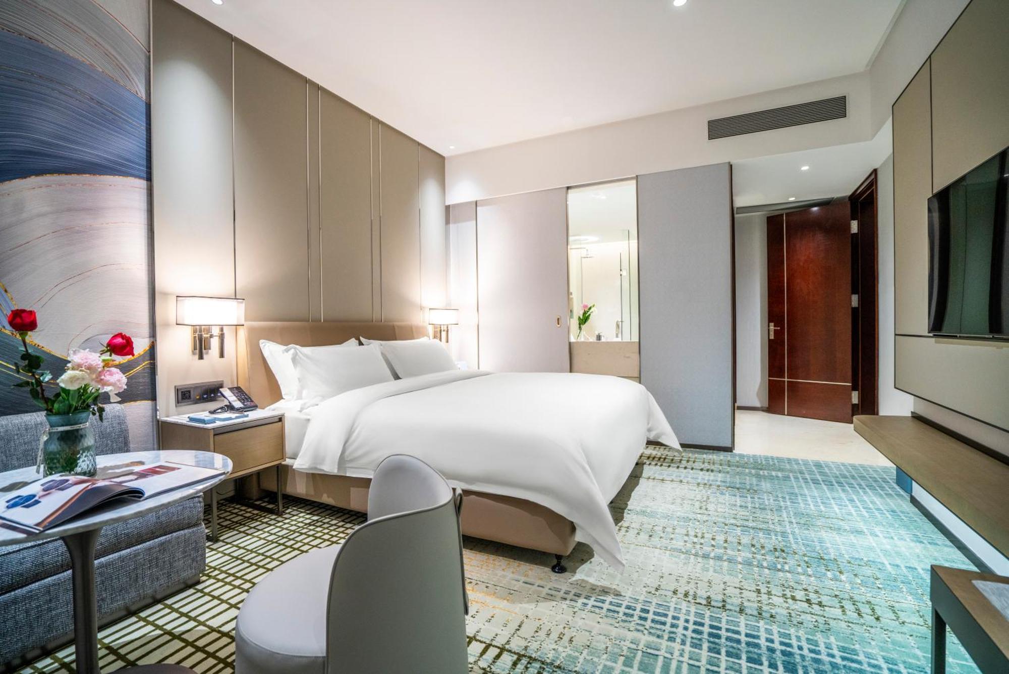 Victoria Hotel Guangzhou Zhujiang New Town Exterior photo