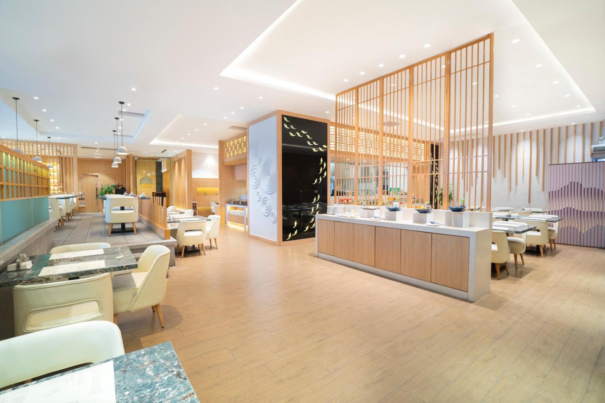 Victoria Hotel Guangzhou Zhujiang New Town Exterior photo