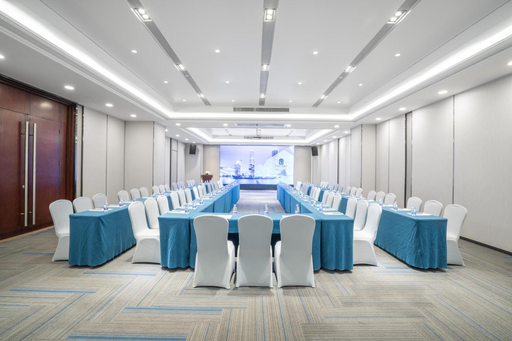 Victoria Hotel Guangzhou Zhujiang New Town Exterior photo